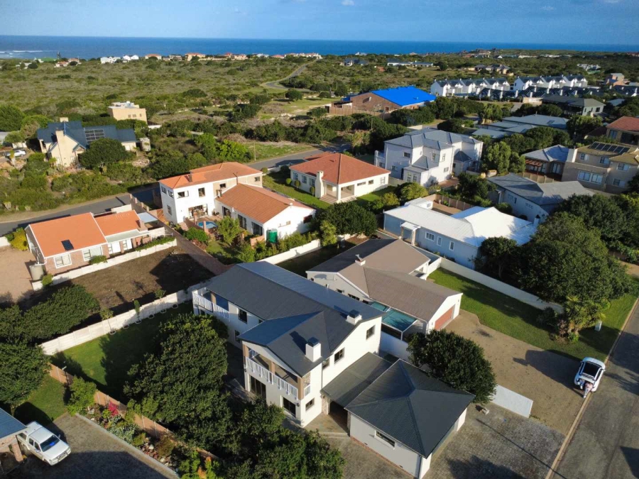 3 Bedroom Property for Sale in Stilbaai Wes Western Cape